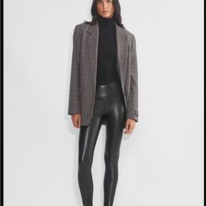 NWT Aritzia Wilfred free Daria Pant in Size XS